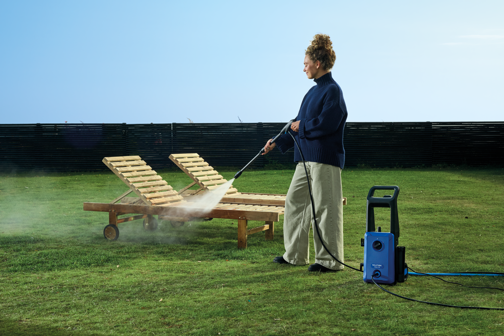 nilfisk-classic-120-nettoyeur-haute-pression-jardin-avec-enrouleur image 2