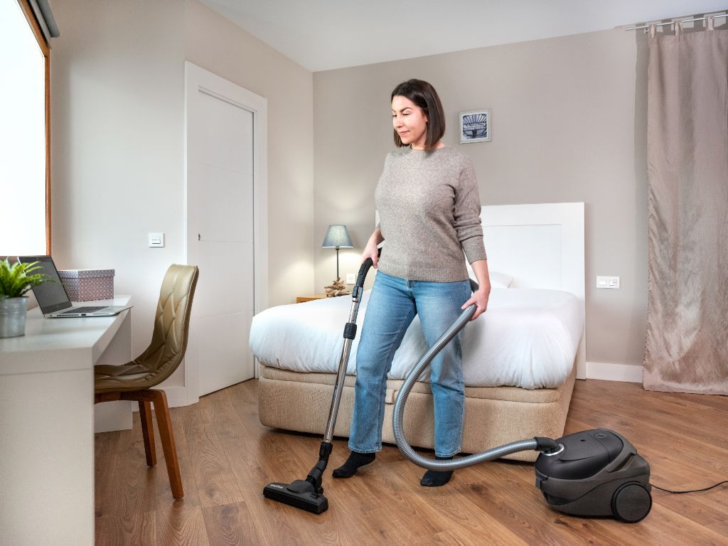 nilfisk-one-pet-care-aspirateur-avec-sac-750-w-hepa-14 image 3