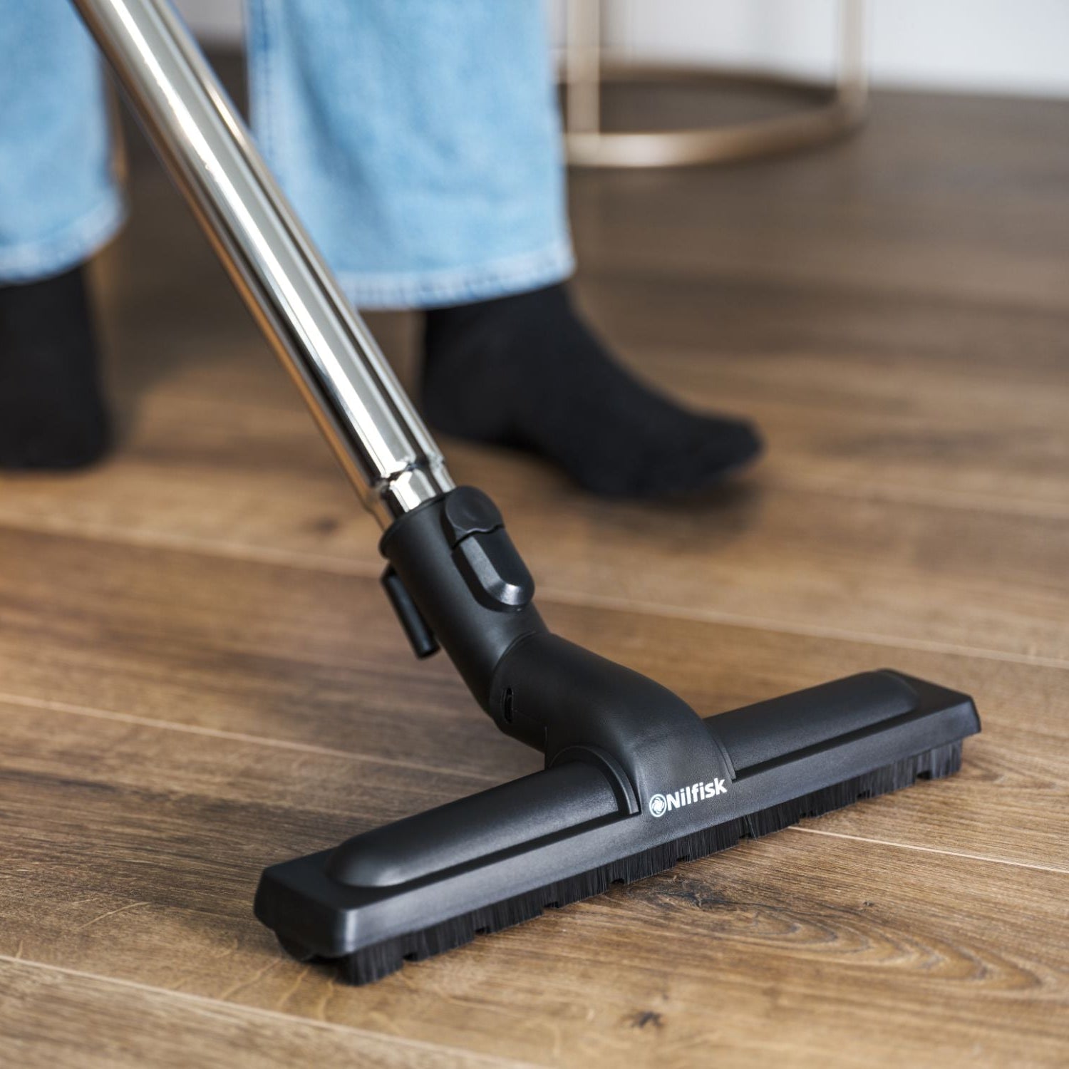 nilfisk-one-brosse-parquet-click-fit-sols-durs-2 image 2